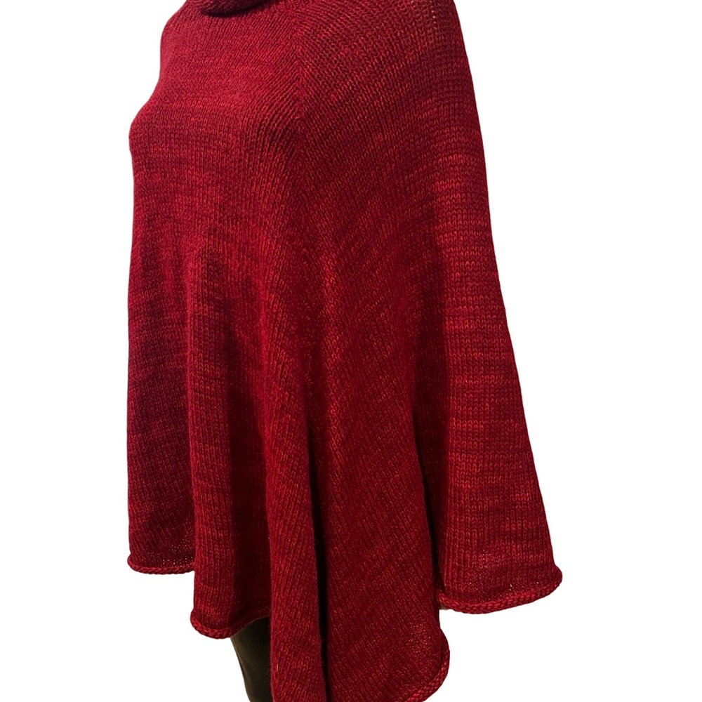 Beautiful knit poncho - Picture 8 of 8